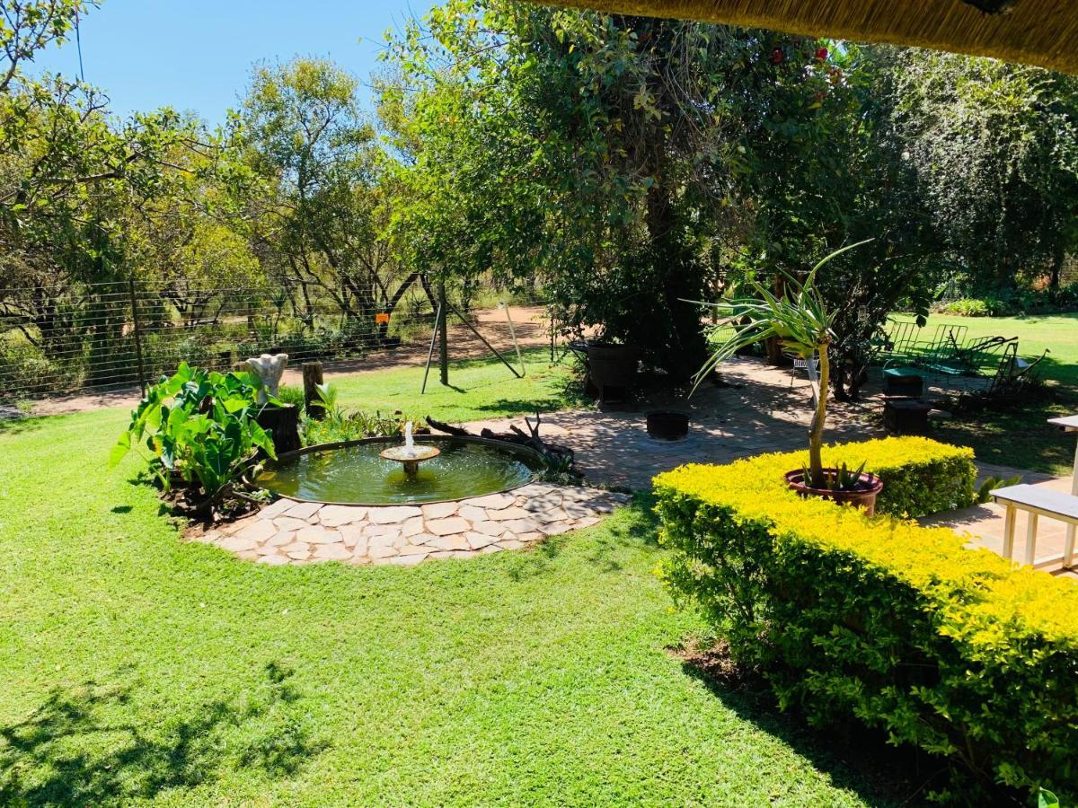 בריטס Farm Vibes Guesthouse מראה חיצוני תמונה