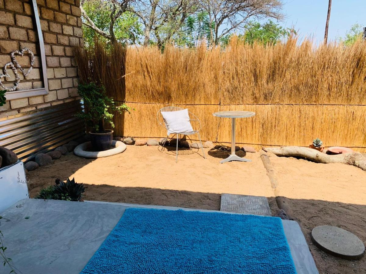 בריטס Farm Vibes Guesthouse מראה חיצוני תמונה